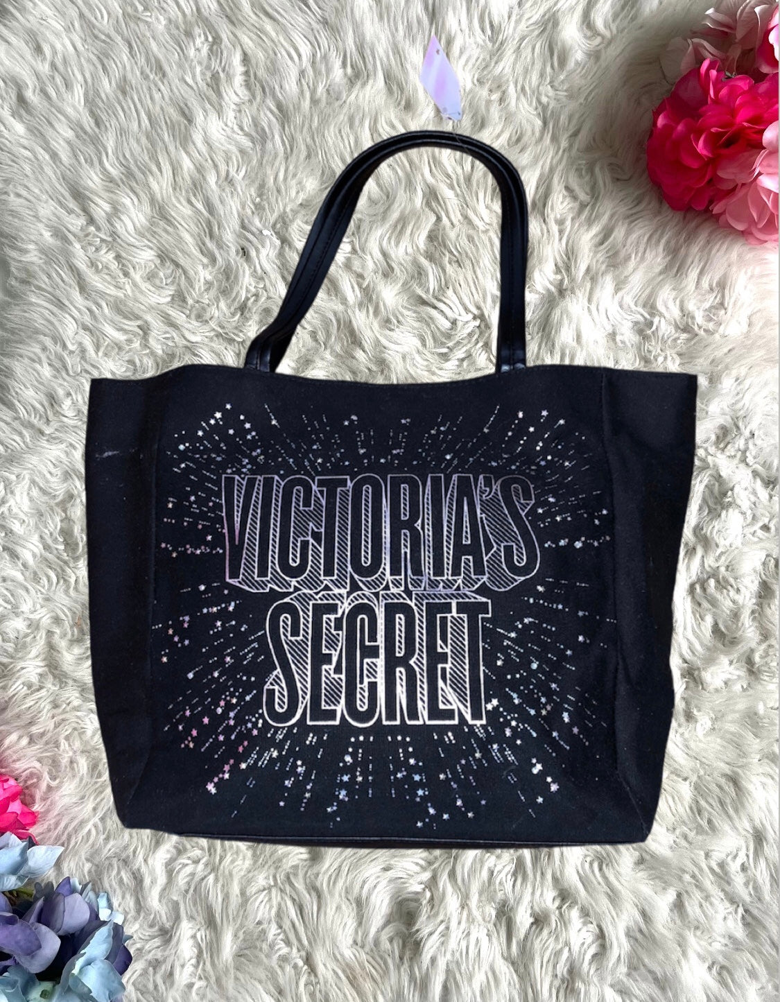 Tote Victoria’s Secret