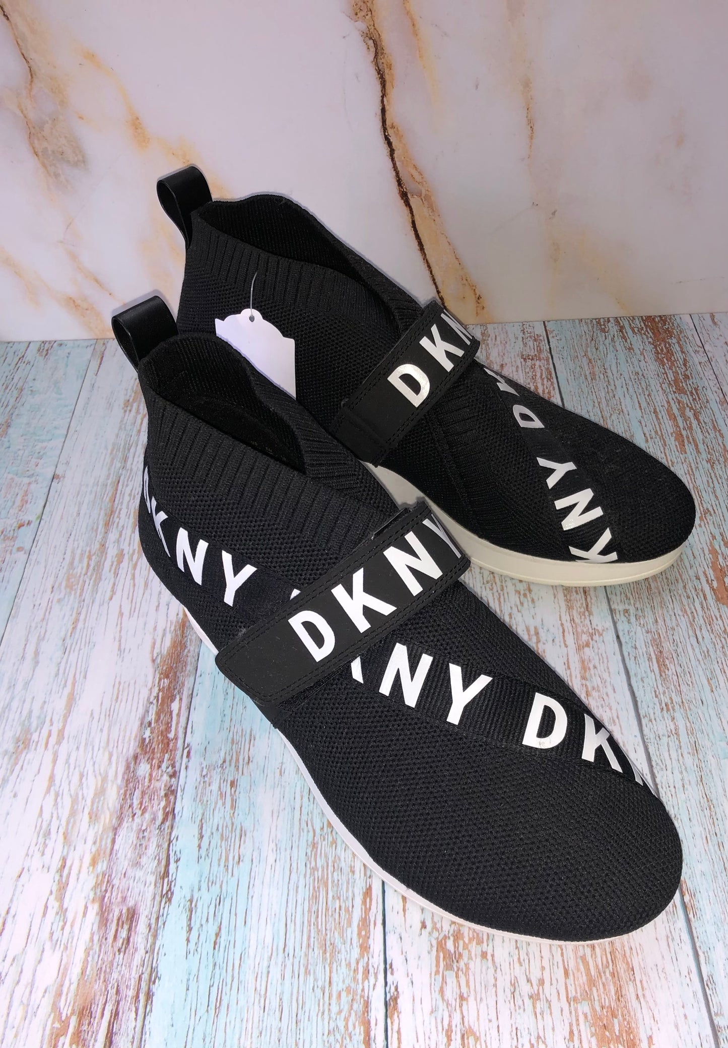 Zapatilla DKNY Mujer