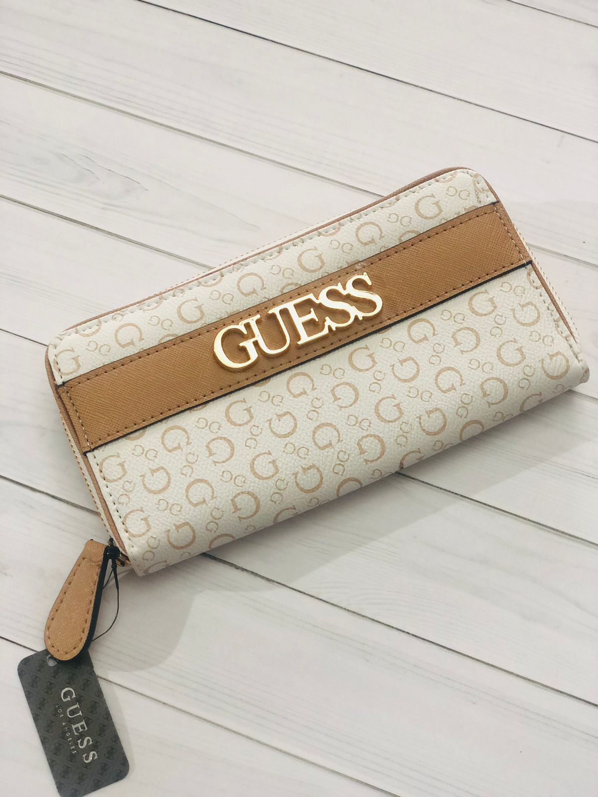 Billetera Guess