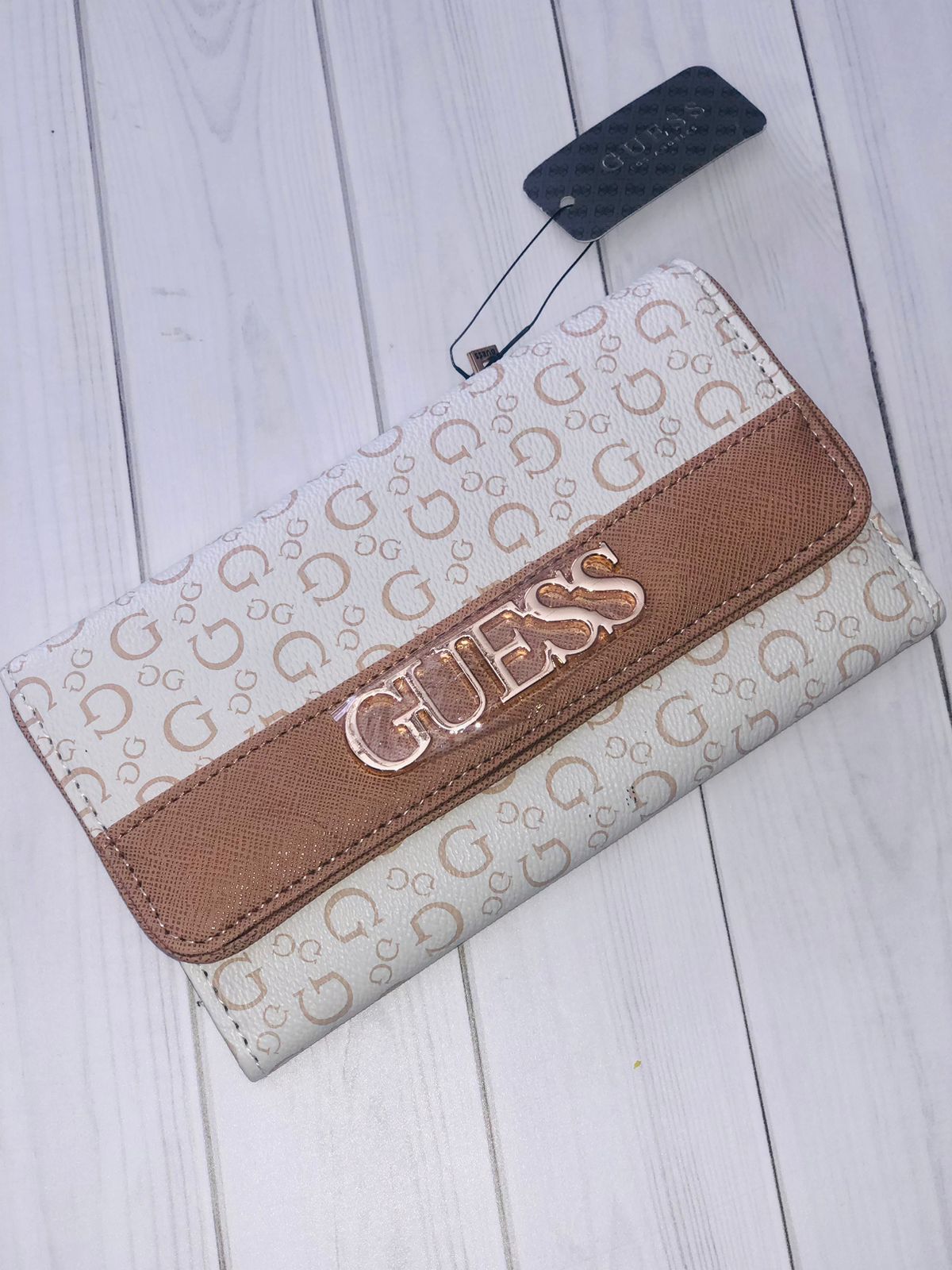 Billetera Guess